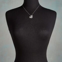 Sterling Silver Universally Loved Necklace -Abigail Fashion Store 05cb20d9 6247 42a4 867e 35e6ce4783f5