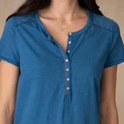 Perfect Memories Top, Petite -Abigail Fashion Store 112fa241 46a6 4a57 bf2f eda33546eca2