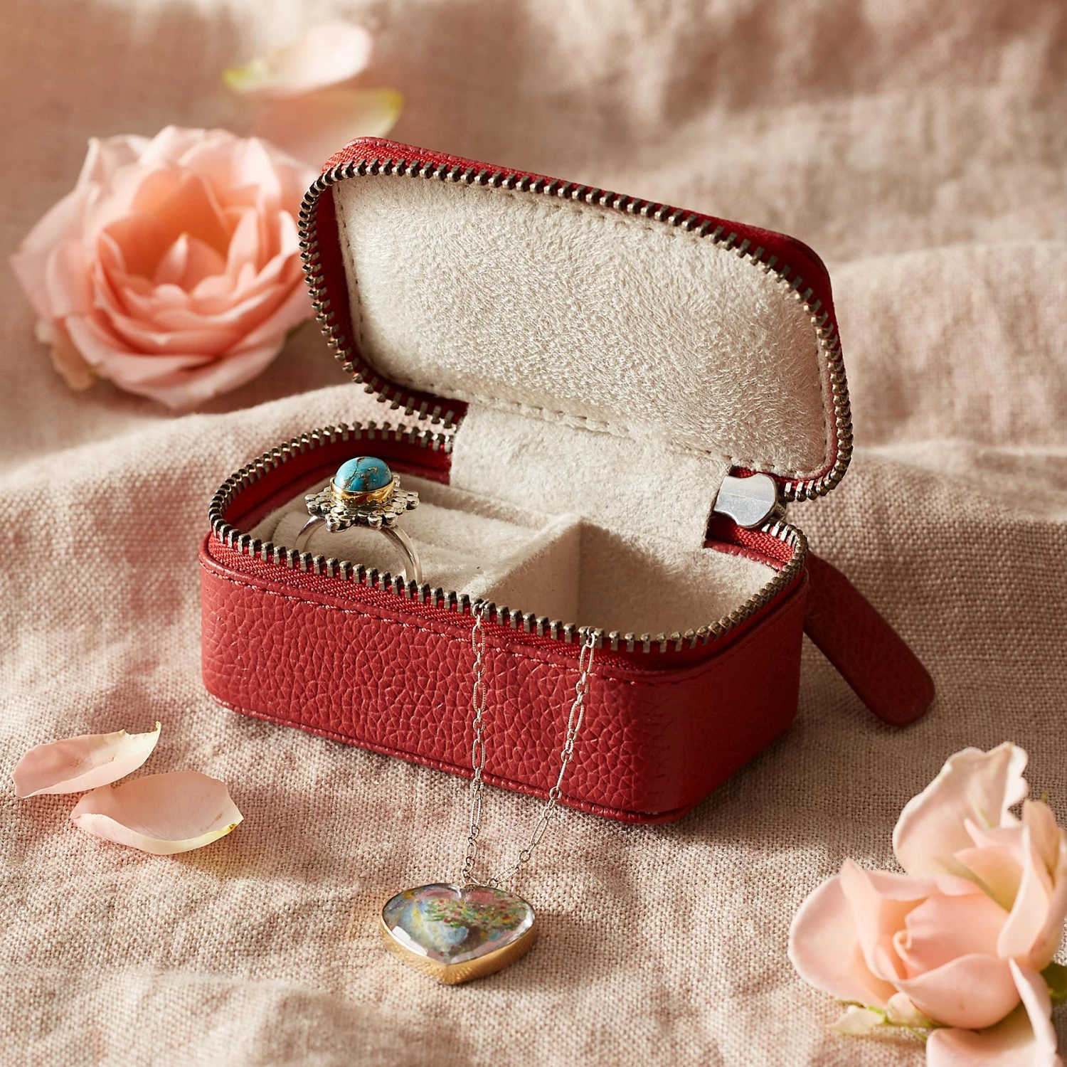 Perfect Statement Jewelry Case, Small 4 Perfect Statement Jewelry Case, Small - Image 2