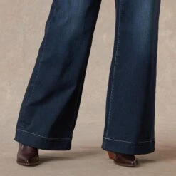 Martha Wide Leg Jeans -Abigail Fashion Store 31ce8eb3 1fce 4d29 b4a4 3092d2a76886