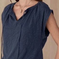 Gia Top -Abigail Fashion Store 4a6ef9f7 f8bd 4cae b5a2 96f9e5d71457