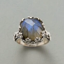 Gray Gardens Ring -Abigail Fashion Store 580a906d e91e 4bff 91a9 3c9a8e065070