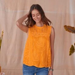 Concetta Top -Abigail Fashion Store 8c128934 e898 404c a53a 85f03d404e55