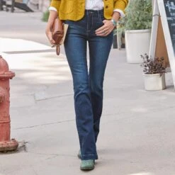 Wyatt Classic Flare Jean -Abigail Fashion Store 8c41cc0d 77c2 4398 af31 29937331a1d2