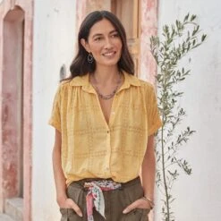 Tensift Eyelet Shirt -Abigail Fashion Store 8d8521bd 4fb1 47c6 929c b638990411dc