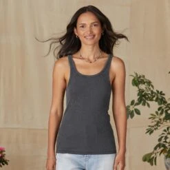 Trixie Essential Tank -Abigail Fashion Store 97b22510 3fc3 4308 b5f0 acaefc554a8c