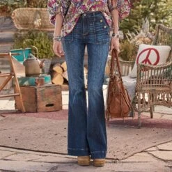 Farrah Melrose Jeans -Abigail Fashion Store 9d0a88ef 2362 4415 a317 a6dad7496339