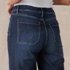 Martha Wide Leg Jeans -Abigail Fashion Store a72ed4ec 8267 4b81 8c2a 2dfddd383927