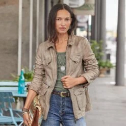 Trixie Essential Tank -Abigail Fashion Store b07a36b7 3fb4 4fea b28f cf34f082953e