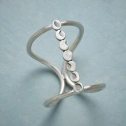 Month Of Moons Ring -Abigail Fashion Store cf81a55d 0be9 40e1 bcb0 6cf7260c327a
