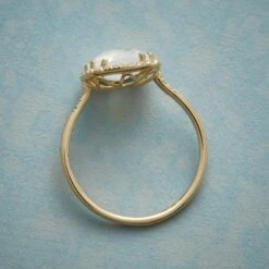Sparkling Moonstone Ring -Abigail Fashion Store d722f379 eb84 4e12 afda 0ac73f527709