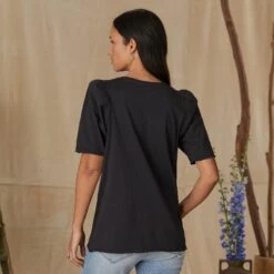 Evette Tee -Abigail Fashion Store de11a5a2 0b72 410d bce1 2ac532d9edd7