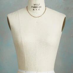 14kt Rose Chain Of Hearts Necklace -Abigail Fashion Store deac057e 24bd 48f8 9773 bf477fdec46d