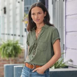 Cantrelle Tee -Abigail Fashion Store e746ec00 01f7 4b70 94b8 8cf720b5db33