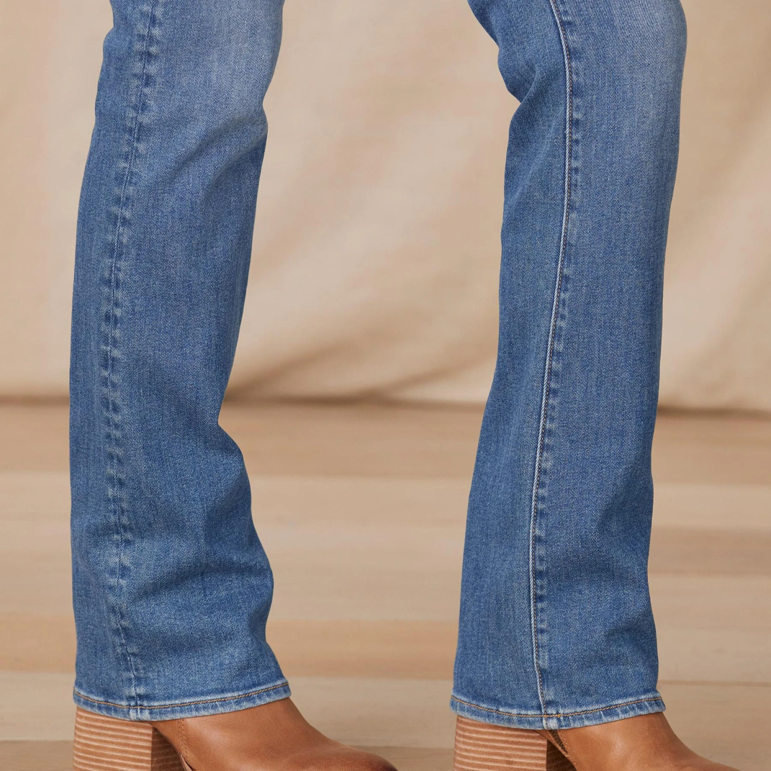 Kelly Classic Bootcut Jeans 8 Kelly Classic Bootcut Jeans - Image 6