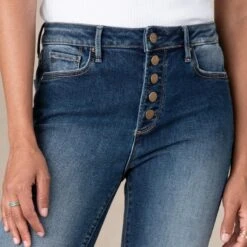 Wyatt Gentilly Jeans 11 Wyatt Gentilly Jeans -Abigail Fashion Store f03e00b3 6856 4ca0 b47c f6332761c7b8